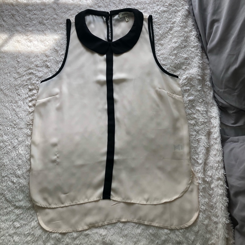 Monteau women’s size Medium collared blouse